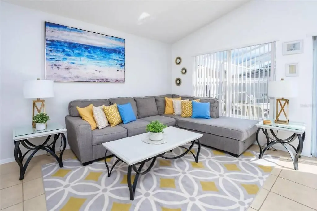 Spacious Vacation Home Near Disney W/ Private Pool- Perfect For Families! Davenport 0*,